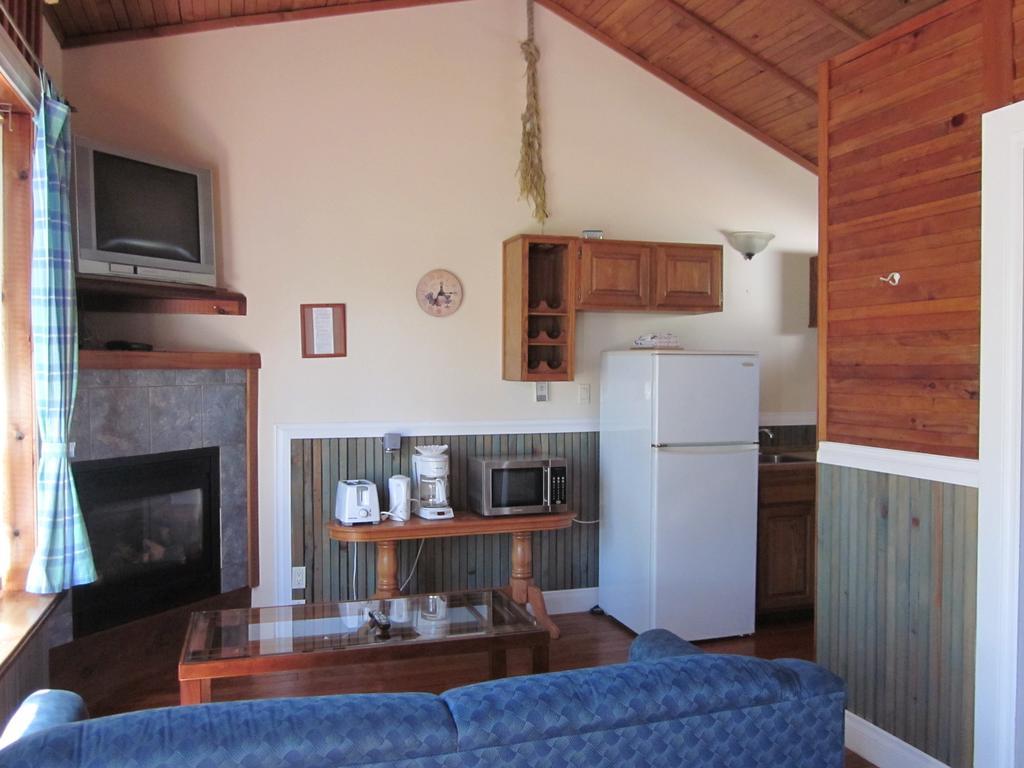 Oceanside Resort Powell River Zimmer foto