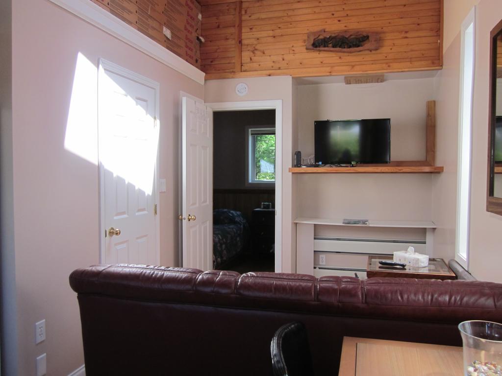 Oceanside Resort Powell River Zimmer foto